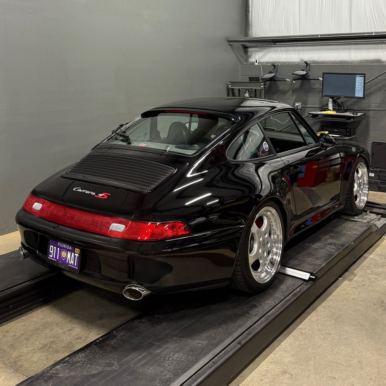 matt-993-c4s-01.jpg